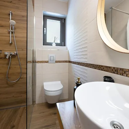 Hisa Vally Art Apartment Bled