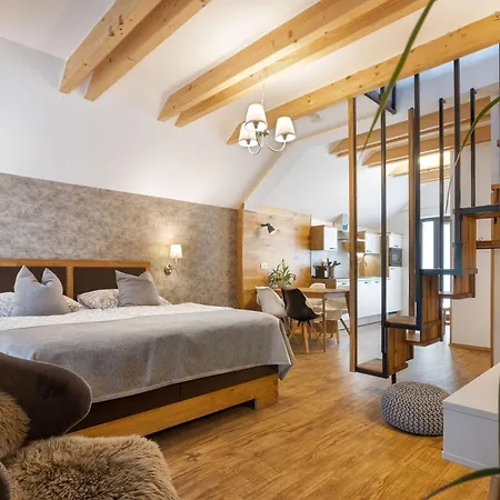 Hisa Vally Art Apartman *