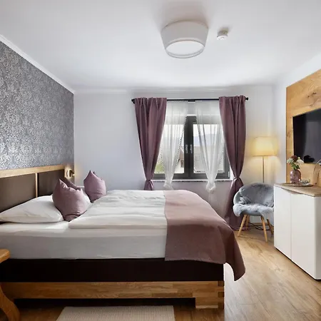 Lägenhet Hisa Vally Art *