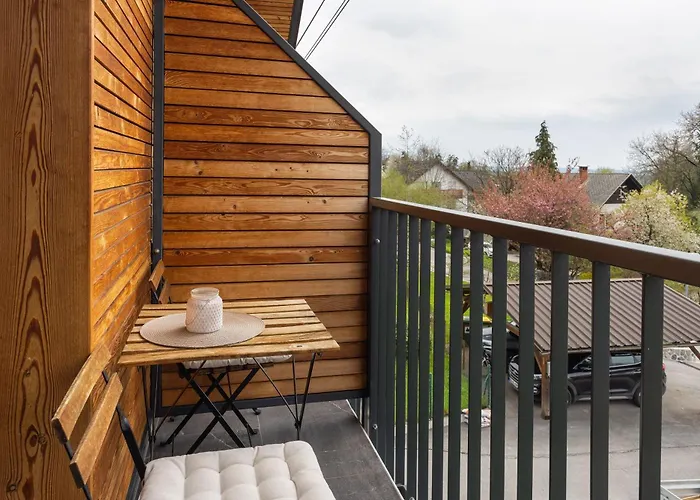 Διαμέρισμα Hisa Vally Art